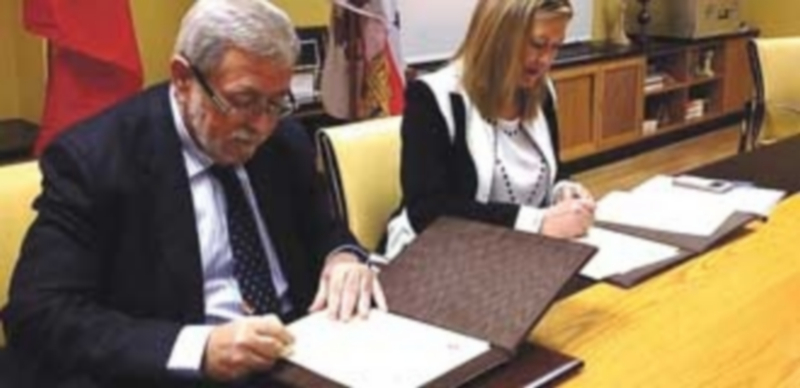 El acuerdo rubricado destinará la asignación a financiar inversiones consignadas en los Presupuestos de 2015. / E.P.