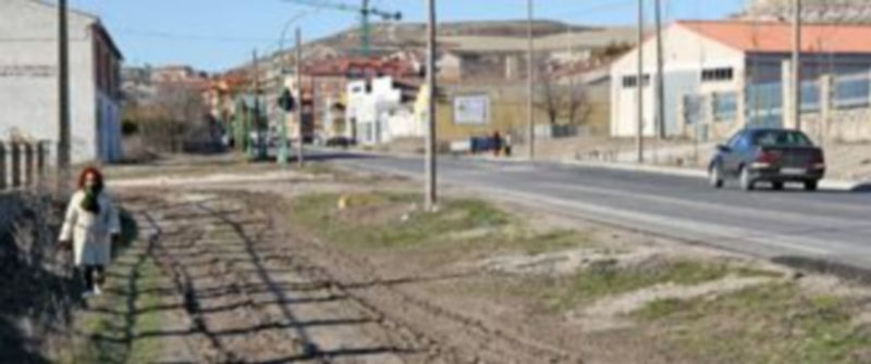 Espacio que recorrerá el camino verde que el Ayuntamiento espera tener concluído en primavera. /Gabriel Gómez