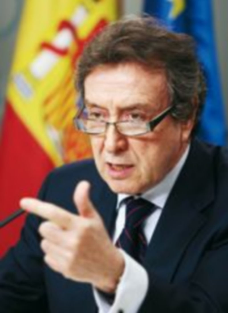 La Junta aprueba el proyecto que fijará el mapa territorial del futuro 1 José Antonio de Santiago-Juárez Consejero de la Presidencia y portavoz de la Junta.