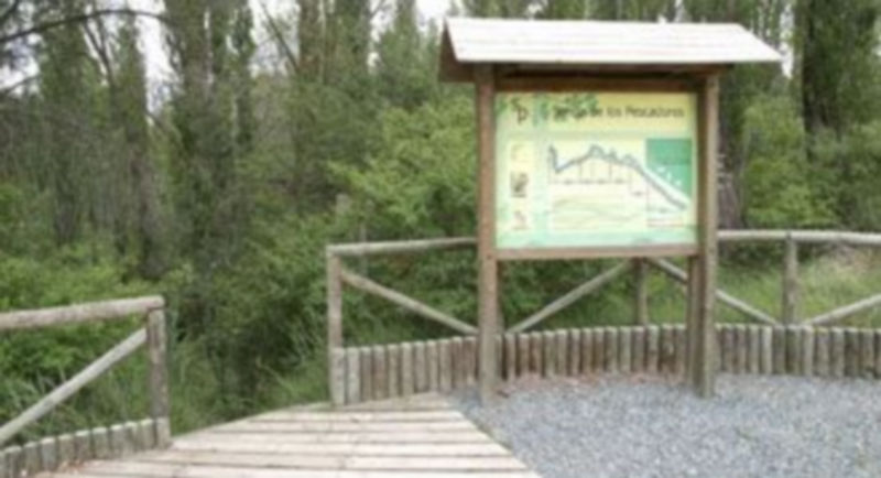 Acceso a la Senda de los Pescadores desde el Puente del Segoviano./Gabriel Gómez