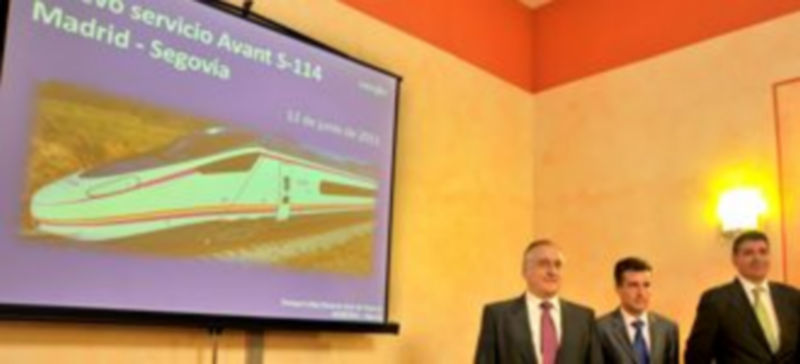 El director del Area de Viajeros de Renfe