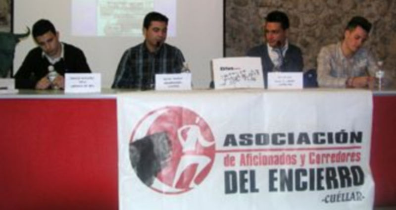 Los recortadores en un momento de la conferencia celebrada en el Palacio de Pedro I./Gabriel Gómez