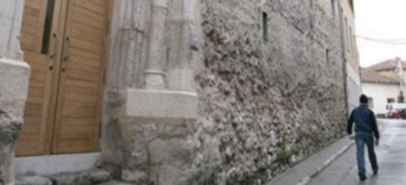 Pedro I acoge la sede de la oficina de atención a los inmigrantes./Gabriel Gómez