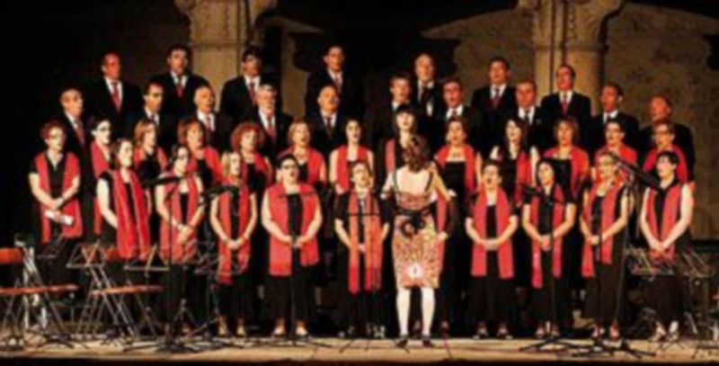 La Coral Cuellarana iniciará el viernes los actos conmemorativos de su vigésimoquinto aniversario. / GABRIEL GÓMEZ