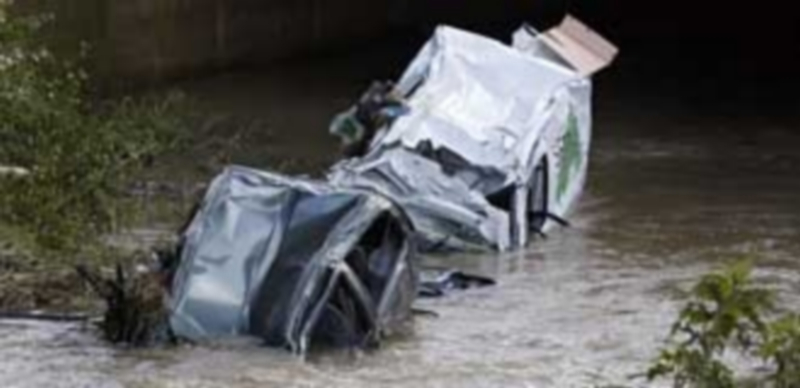 Las inundaciones de la zona sureste de Francia dejan por ahora un balance de 16 fallecidos y tres desaparecidos. / EFE
