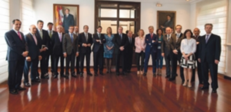 Foto de todos los miembros tras la constitución oficial del Consejo Financiero. / JCYL