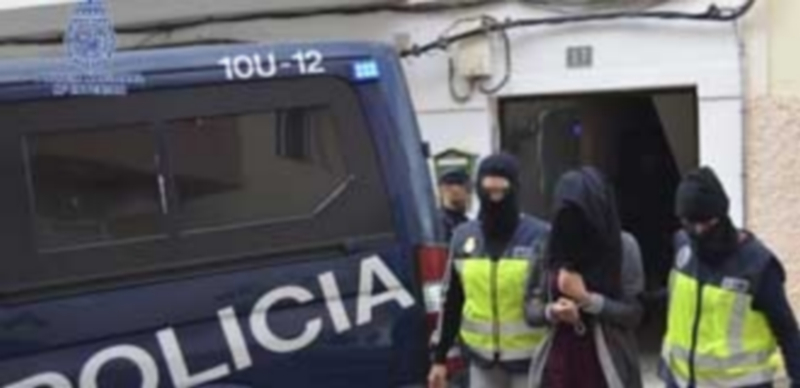 El adiestramiento por internet es cada vez más popular entre los yihadistas. / Efe