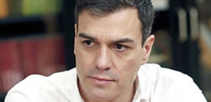 El PSOE insiste en pedir a Podemos que apoye la investidura de Sánchez 1 Pedro Sánchez durante un encuentro con la comisión negociadora del PSOE. / Efe