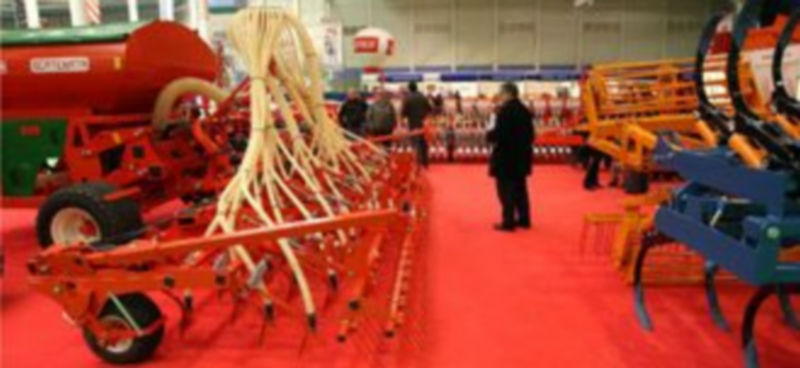 Imagen de algunas de las máquinas expuestas durante estos días en la feria que se celebra en Valladolid. / Ical