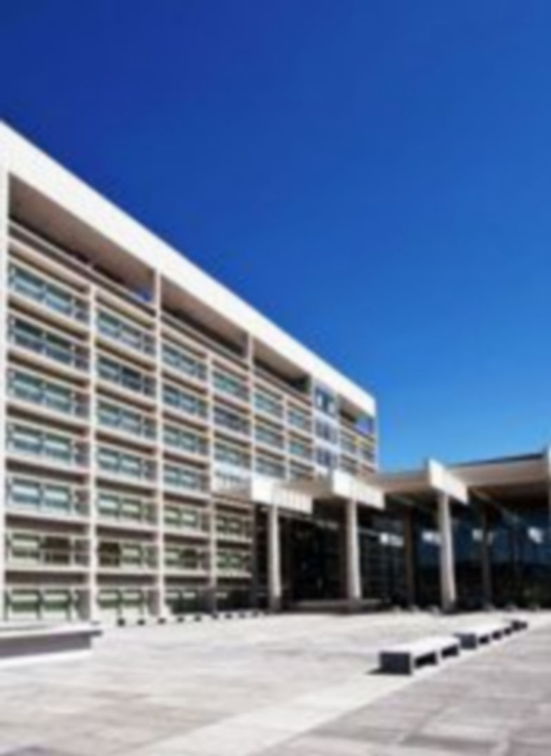 Imagen de la entrada al nuevo Hospital Universitario de Burgos. / Ical