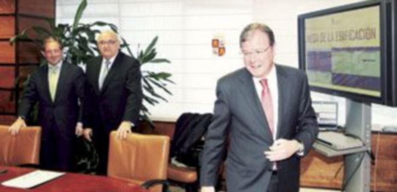 El consejero de Fomento y Medio Ambiente