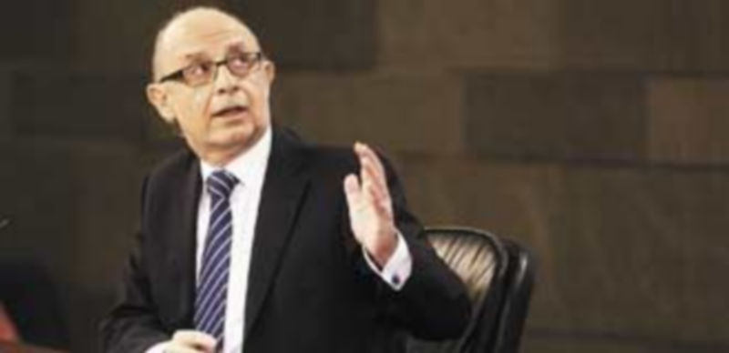 Montoro subrayó que el Gabinete de Rajoy avanza por el camino de incrementar los impuestos indirectos frente a los que gravan el empleo. / Europa Press