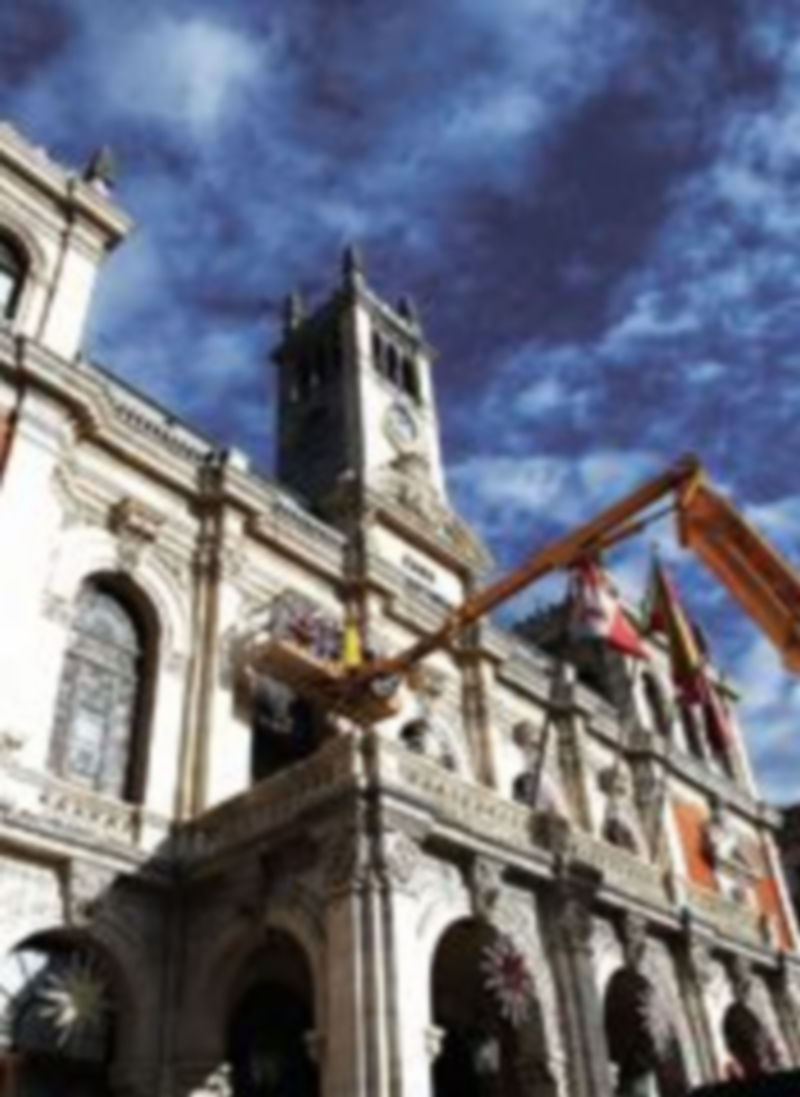Fachada del Ayuntamiento de Valladolid. / MIRIAM CHACÓN (ICAL)