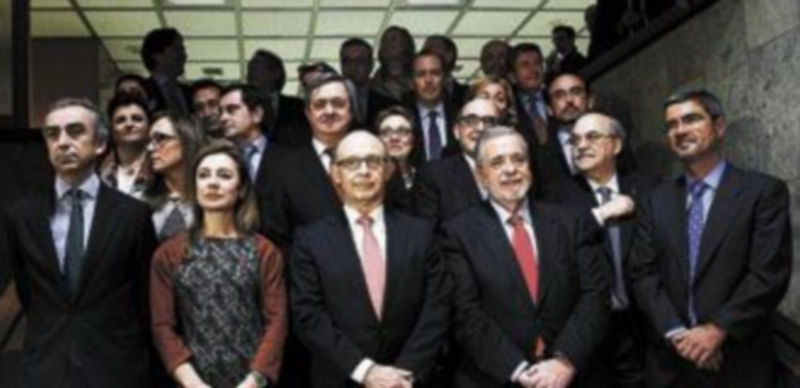 Montoro (c) se reunió el pasado martes con los consejeros de Hacienda de las comunidades autónomas. / Europa Press