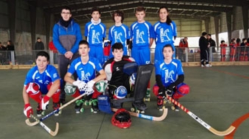 Juan Gómez, a la Selección Sub-17 de hockey sobre patines 1 Juan Gómez —abajo