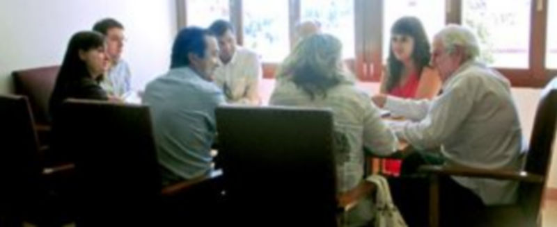 Representantes de los Siete Pueblos durante la reunión mantenida en El Espinar./El Adelantado