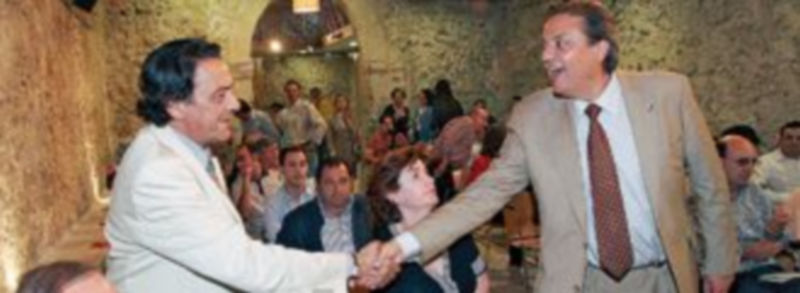 Medio centenar de empresarios de la comarca se dieron cita en este encuentro./Gabriel Gómez