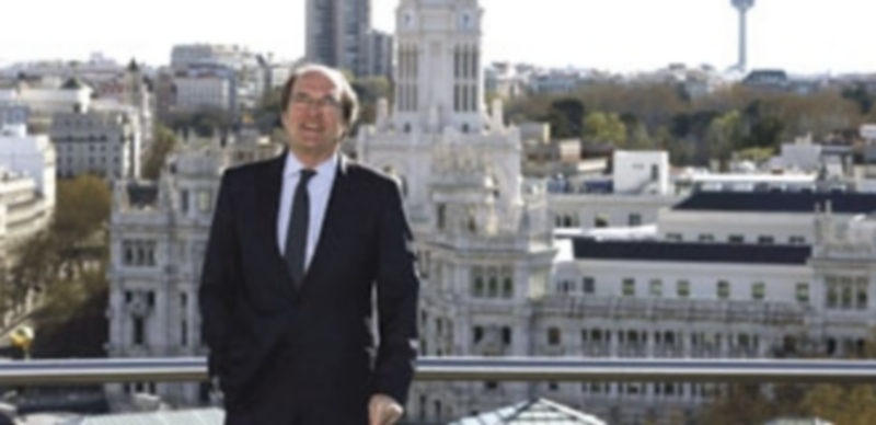 Ángel Gabilondo en la terraza del Círculo de Bellas Artes