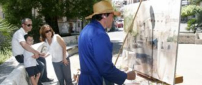 Uno de los participantes de la edición de 2010 del certamen de Pintura Rápida./Gabriel Gómez