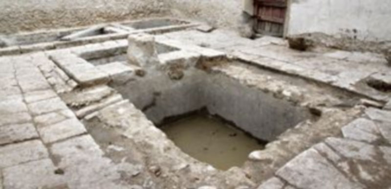 Pila hallada en los trabajos arqueológicos previos al inicio de las obras. / Gabriel Gómez.