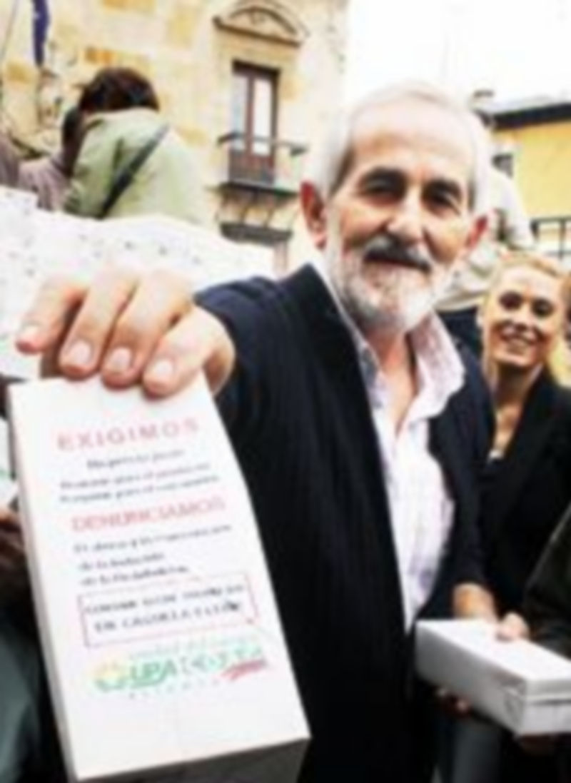 Los ganaderos llevan meses movilizándose por los bajos precios de la leche. / Ical