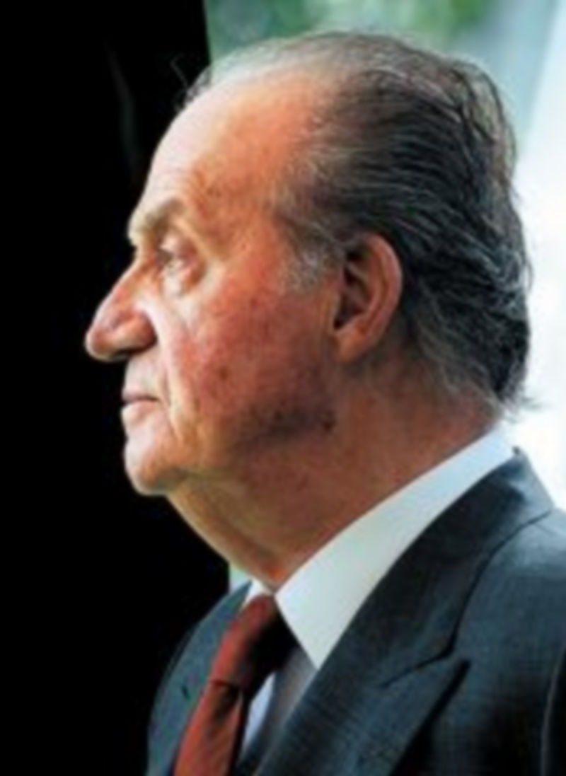 Don Juan Carlos considera que hay que unir fuerzas para acabar con el desempleo