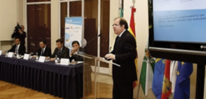 La Macrorregión RESOE se amplía a Asturias y el centro de Portugal 1 El presidente de la Junta de Castilla y León