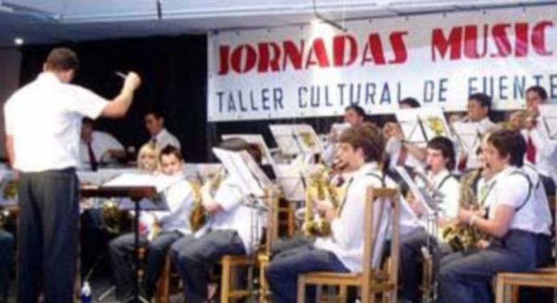 La Banda Municipal de Música durante su actuación./ El Adelantado.