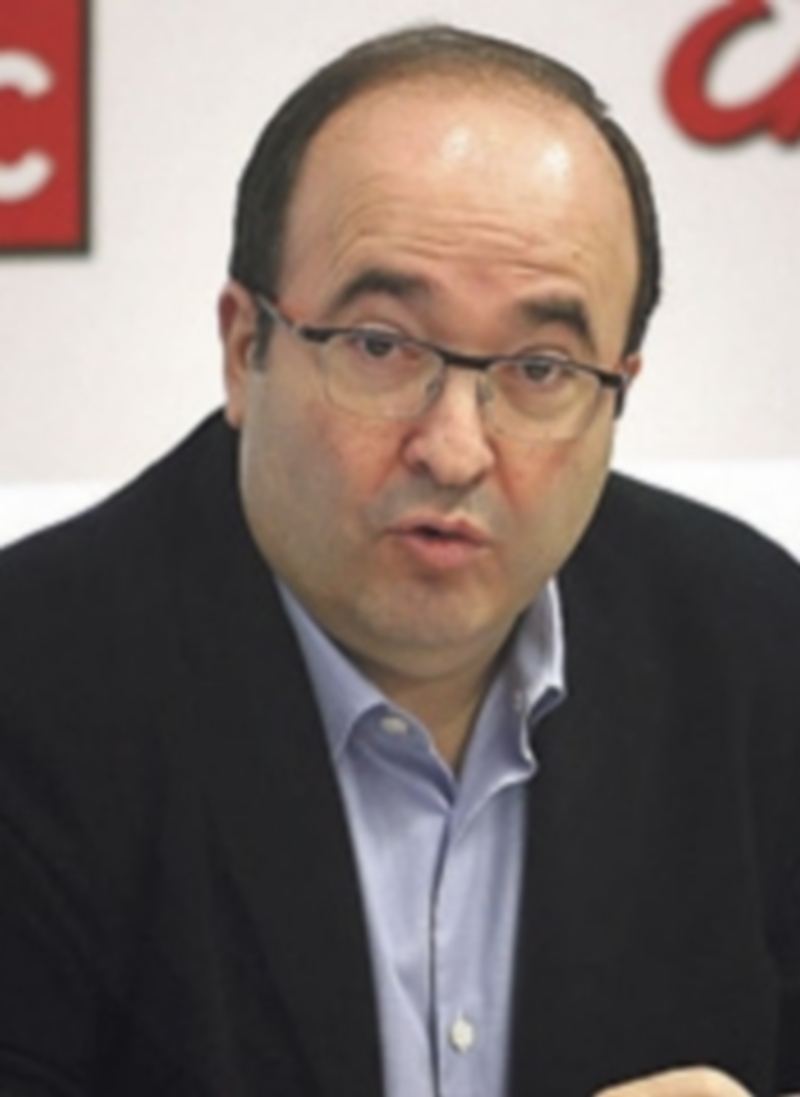 El primer secretario del PSC apuesta por la negociación como única vía. / EFE