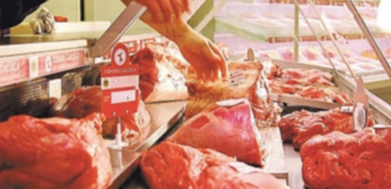 La nueva norma para la exportación simplifica los procedimientos 1 La carne tiene que contar con sus certificados para ser exportada. / El Adelantado