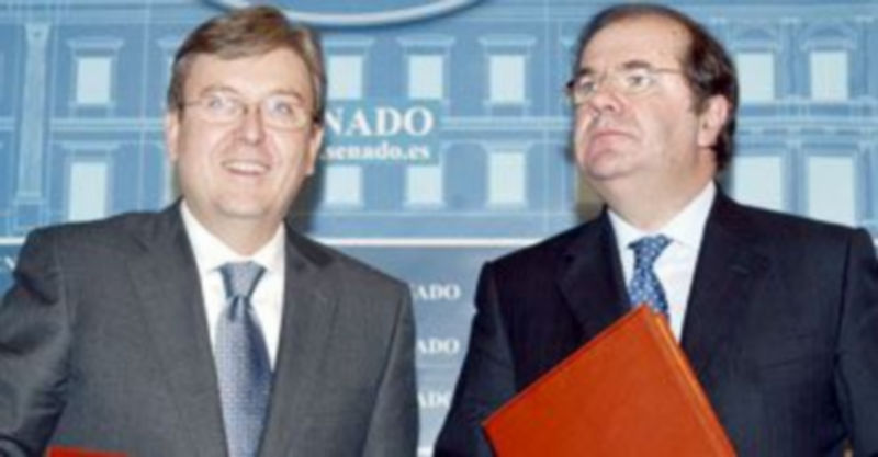 El presidente de las Cortes regionales