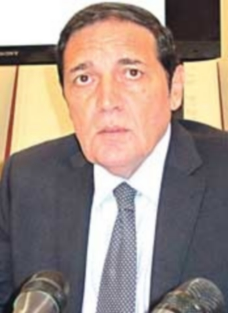 Sáez Aguado confía en lograr un pacto con sindicatos de enfermería 1 El consejero de Sanidad de la Junta