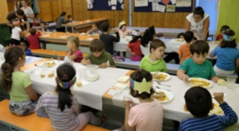 Unos 5.500 niños podrán ir a comedores escolares en la Comunidad de Madrid 1 Los comedores escolares y sus actividades permanecerán abiertos. / Europa Press