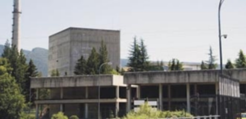 Nuclenor tiene cuatro meses para solicitar la reapertura de Garoña 1 Imagen del exterior de la central nuclear de Santa María de Garoña