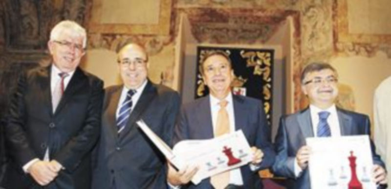 (De i. a d.) Ángel Hermida