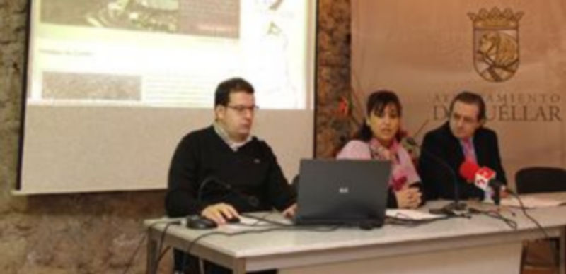 Un momento del acto de presentación de la página web de las murallas en Pedro I./ Gabriel Gómez.
