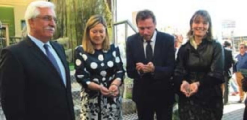 La Junta busca cuadruplicar el empleo vinculado a las renovables 1 La consejera de Economía y Hacienda