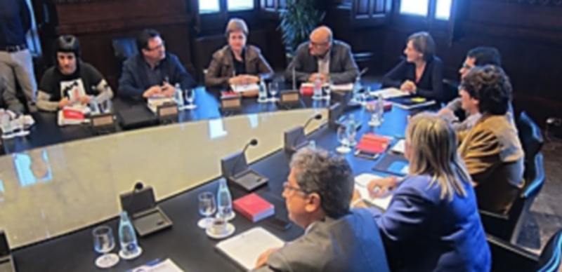 Forcadell convoca a los partidos para acelerar el proceso soberanista 1 Los portavoces del resto de grupos fueron informados ayer de la celebración del encuentro en el Parlament. / Efe