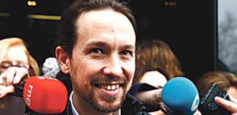 El secretario general de Podemos atiende a los medios de comunicación en una intervención en Madrid. / EFE