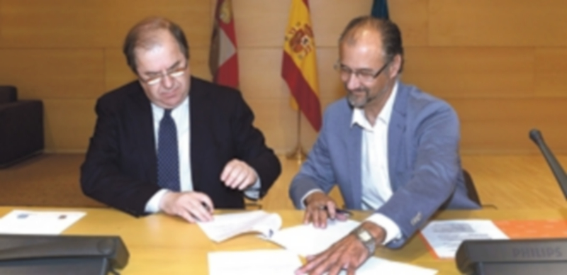 Ciudadanos “apretará” a Herrera para que se respeten los acuerdos 1 La formación naranja hizo posible la investidura de Juan Vicente Herrera (izq) como presidente de la Junta tras haberse comprometido a una serie de peticiones. / Efe