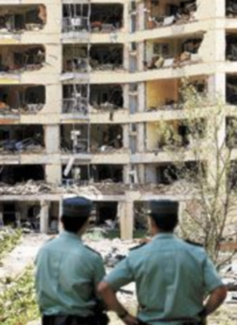 ETA cometió uno de sus últimos atentados en Burgos en 2009. / Luis López Araico