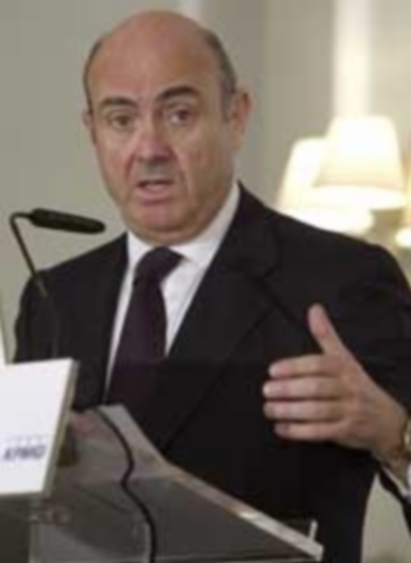 La UE duda que España cumpla con el objetivo de déficit del año 2017 1 El comisario de europeo de Asuntos Económicos y Financieros