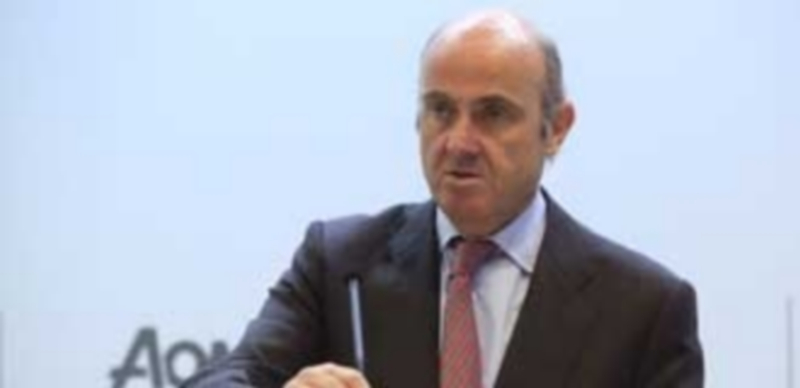 De Guindos reitera que España no será multada por incumplir el déficit 1 El ministro de Economía en funciones
