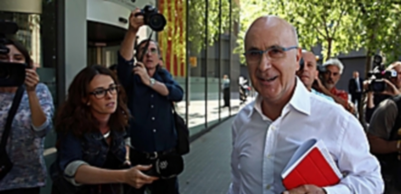 Chacón desestima la propuesta de formar parte de la ‘Tercera Vía’ 1 Durán busca nuevas alianza tras la ruptura de CIU y se acerca al PSC para un alineamiento de cara a las elecciones. / Efe