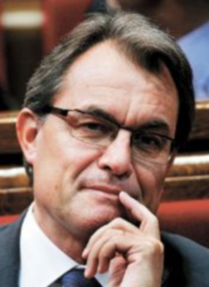 Mas ve una «rendija» en el manifiesto de intelectuales por el federalismo. / E. Press