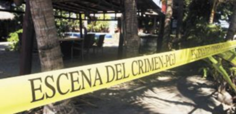 La Policía acordonó las inmediaciones donde sucedieron los hechos en un hotel de Acapulco. / Reuters