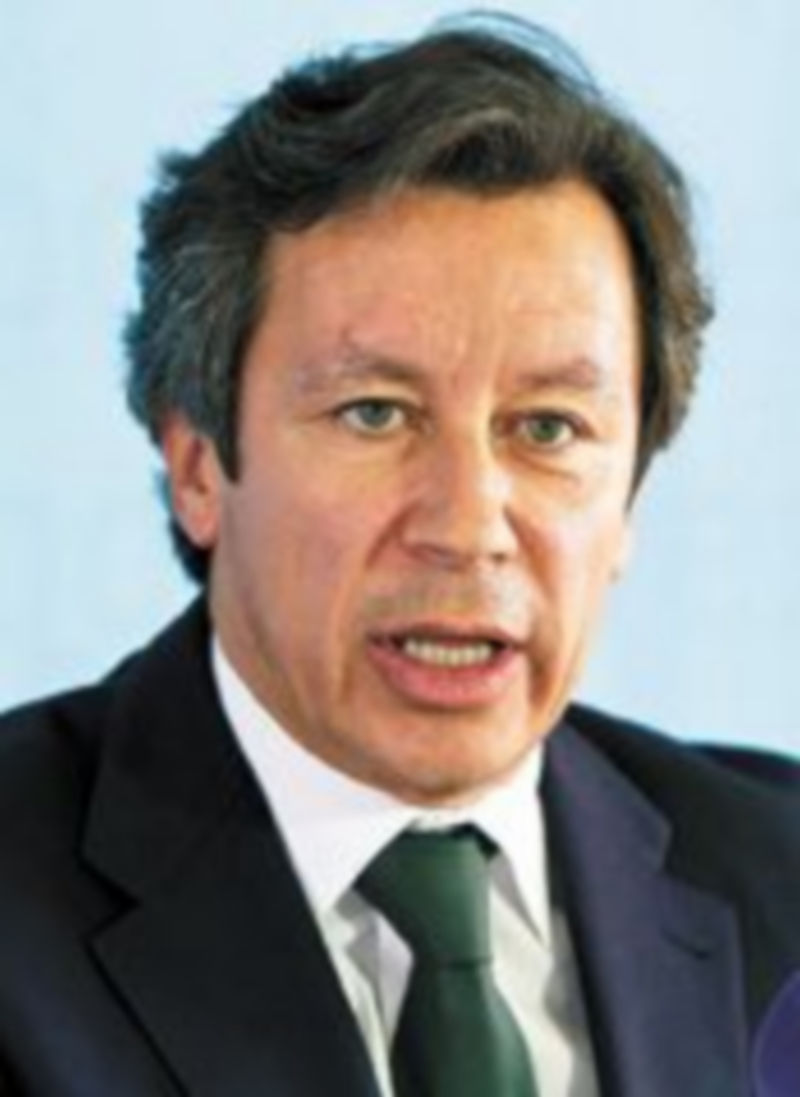 El vicesecretario de Organización y Electoral del Partido Popular acusó a Rubalcaba de «connivencia» con un «presunto delincuente». / EFE