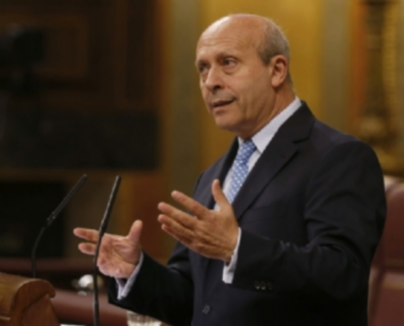 El PSOE pide la comparecencia de Margallo y Wert en el Congreso 1 El exministro de Educación