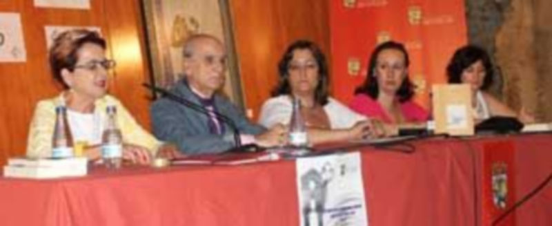 Un momento de la presentación de la Obra Poética de Alfonsa de la Torre. / Nuria Pascual.