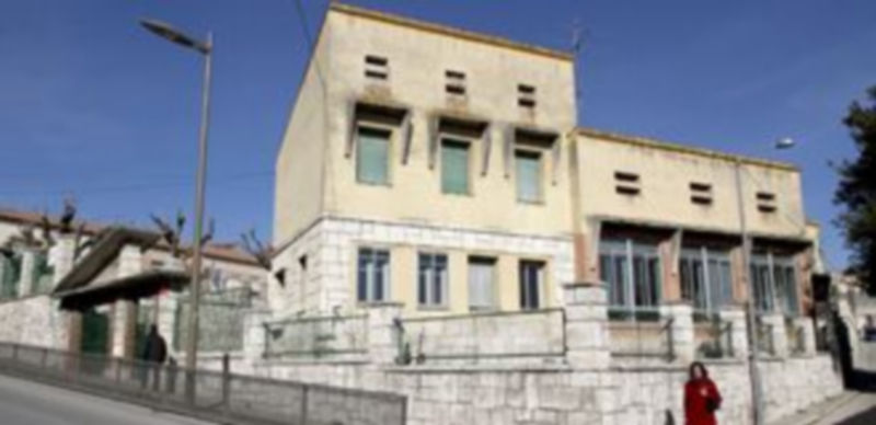 Los alumnos del CEIP la villa llevan varios años a la espera del gimnasio y el resto de dependencias./ Gabriel Gómez.